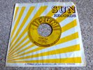 45-U-156X ELVIS PRESLEY MYSTERY TRAIN - RARE ORIGINAL U S SUN 7