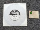 THE BEATLES GEORGE HARRISON 1974 UK 1ST DEMO DARK HORSE + APPLE RECORDS CARD EX+