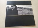 U2 ‎– THE JOSHUA TREE LP VG+ EX VINYL ORIGINAL ISLAND 90581 w/ POSTER INSERT