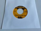 LOVE -  STEPHANIE KNOWS WHO  /  ORANGE SKIES    -  1966  ORIG. USA   ELEKTRA