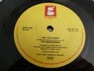 THE SERVICEMEN - ARE YOU ANGRY / I NEED A HELPING HAND - EXCELLENT