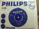 Susan Maughan – Little Things Mean a Lot / That Other Place 1964 7” Philips 1363