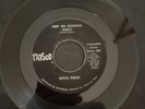 BITS ‘N PIECES * KEEP ON RUNNING AWAY Re-issue (official release 1975)