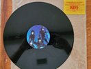 KISS Creatures of the Night Vinyl LP Double Grooved Signed RARE 1982 ERIC CARR