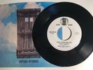 Joni Mitchell / You Turn Me On, I'm a Radio & Urge For Going / 1972  7