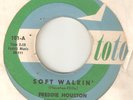 FREDDIE HOUSTON Soft Walkin TOTO  NORTHERN SOUL USA 45