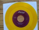 Beatles  RARE(YELLOW SUBMARINE/ELEANOR) YELLOW VINYL JUKE BOX ONLY 45 S7-17696