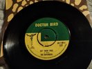 Set Them Free - The Defenders.Reggae 7