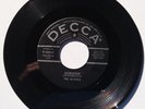 THE HI-FIVES - Dorothy / Just A Shoulder To Cry On - Vinyl 45rpm 1956  DECCA