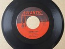 Dorells 1964 NORTHERN SOUL GIRL 45 Maybe Baby  Beating Of My Heart ATLANTIC HEAR