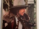 BOB DYLAN -NEAR MINT “DESIRE“ 1975 LP, COLUMBIA JC 33893, LYRICS INNER SLEEVE