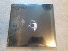Vinyl 12