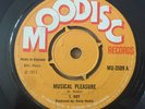 I. Roy / Jo Jo Bennett ‎– Musical Pleasure / Hot Pop  1971  UK  reggae 7in