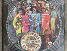 The Beatles - Sgt. Pepper's Lonely Hearts Club Band Picture Disc - VG+/VG+