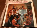 TOUTE L'AFRIQUE DANSE SUR LES RYTHMES DU CONGO CERCUL JAZZ BANTOUS  10