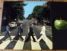The Beatles : Abbey Road UK LP 1969 - PCS 7088 - Misaligned Apple Logo
