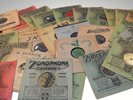 78 rpm THIRTY Records, all Zonophone, Shellac, some single-sided, period sleeves