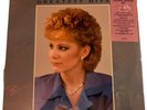 Reba McEntire: Greatest Hits record album on MCA from 1987 - Sealed
