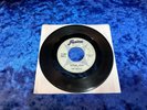 The Quests - Scream Loud / Psychic  FENTON 2032 GARAGE SURF 45 ORIGINAL 1966 G+