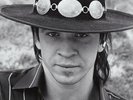 Sony The Essential Stevie Ray Vaughan and Double Trouble