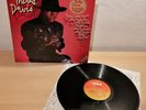 MILES DAVIS : YOU'RE UNDER ARREST   -   1985  LP  Holland   (campione gratuito)