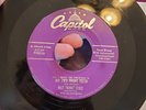 Nat King Cole 45 RPM My Two Front Teeth/The Christmas Song NM