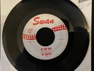 VINTAGE THE BEATLES 45 RPM RECORD - SIE LIEBT DICH (SHE LOVES YOU) SWAN VG