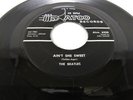 CANADA  Beatles AIN'T SHE SWEET / NOBODY'S CHILD (Tony Sheridan) Rock 45 ATCO