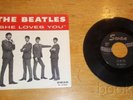 ORIGINAL 1964 BEATLES SHE LOVES YOU 45 RPM VINYL RECORD WITH PICTURE SLEEVE