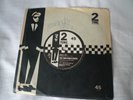 THE BODYSNATCHERS EASY LIFE SIGNED AUTOGRAPHED PAPER LABEL 2 TONE VINYL 7