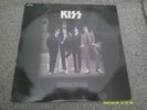 KISS Dressed To Kill  1975 PYE/CASABLANCA   signed    RED VINYL   near mint