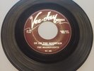 The Magnificents - Off The Mountain - Lost Lover - Vee-Jay records 235 VG+ Cond