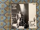 THE CLASH ON TOUR LIVE IN PARIS 1977/78