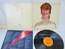 DAVID BOWIE, ALADDIN SANE,1973,ORIG CARD LYRIC INNER SL, 1st PRESS,VG+ CONDITION