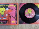 queens of the stone age vinyl 3s & 7s