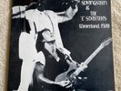 Bruce Springsteen & 
