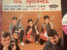 ep 45t.   les Cyclones vogue 8117