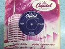 The Jodimars Capitol 45 Rpm lotsa love Ex