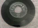 Elvis Presley ES-5049 Japan 45rpm Record  my baby left me/ I want you,I need you