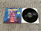 Megadeth “Hangar 18” Original 1991 U.K. FULLY SIGNED vinyl 12 inch + Mask