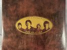 THE BEATLES - 2 Vinyl LP albums LOVE SONGS (1977) SKBC-11711 w/lyric book