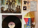 VINTAGE KISS VINYL -LOVE GUN - COMPLETE - W/SHRINK   STERLING