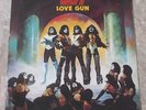 Kiss Love Gun 1977 LP Vinyl NM- Nice Original & Insert STERLING NBLP 7057