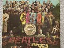 THE BEATLES-SGT PEPPERS LONELY HEARTS CLUB BAND VINYL ALBUM