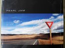PEARL JAM - Yield MINT shrink hard rock die-cut '98 Epic FIRST PRESSING lp inner