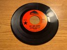 ROCK POP 45 BOBBY FULLER FOUR LET HER DANCE MUSTANG 3006 MINT-