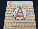 The Bunch - Spare A Shilling / Looking Glass Vinyl  1967 CBS  Demo Psych Rarity