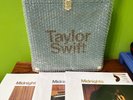 100% AuthenticTaylorSwift Midnight Vinyl Collector Case + 3 Vinyl Brand New
