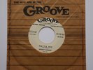 EMMETT HOBSON Mattie Bee ORIG PROMO US 45 Groove RnB ROCK N ROLL 7” * LISTEN *