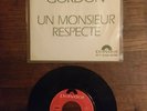 DISQUE VINYLE 45 TOURS - JUKE BOX -  JACKY GORDON - UN MONSIEUR RESPECTE